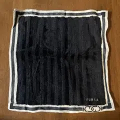 FURLA タオルハンカチ ブラック チェーン柄