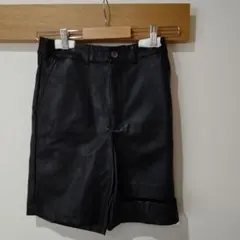 ブラックフェイクレザーショートパンツ ジーナシス