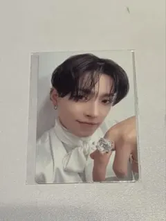 ATEEZ ANITEEZ 5万ウォン　購入特典　ホンジュン　トレカ