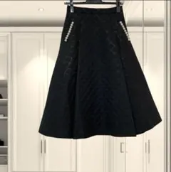 tocco closet キルティングタックフレアスカート パール 新品タグ付