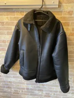 EMMA CLOTHES ボア襟付きブラックレザージャケット