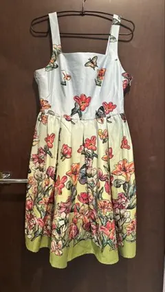 【新品未使用】JASPAL 花柄/蝶柄　ノースリーブワンピース　水色　グリーン