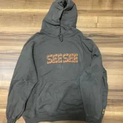 See see スウェットパーカー