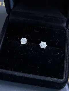 ☆きょんぴー様☆ pt900 天然ダイヤモンド ピアス 0.6ct - メルカリ