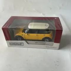 【箱付き】キンスマート ミニクーパーS 1/28 ミニカー プルバックカー 黄のサムネイル