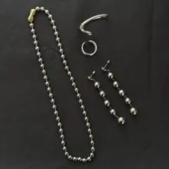 アクセサリー4点セット　シルバーのサムネイル