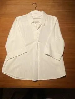 新品　未使用　UNIQLO レーヨンスキッパーストライプブラウス七分袖シャツ