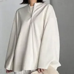 トップス　ホワイト　長袖