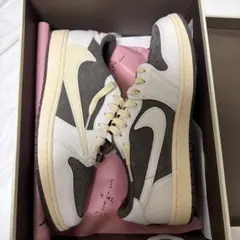 Nike Air Jordan 1 Low Travis Scottのサムネイル