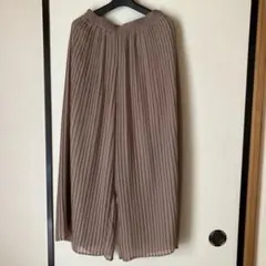 イング　モカベージュ M プリーツガウチョパンツ ポリエステル100%