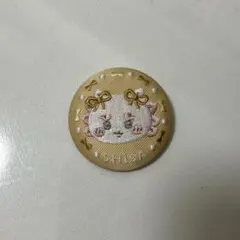 ちいかわ 刺繍缶バッジビスケット2 シーサー