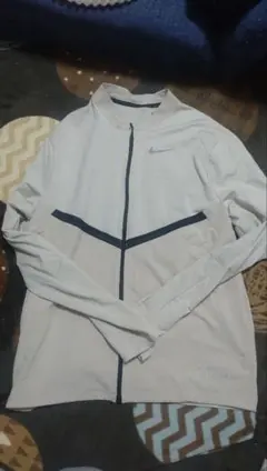 Nike Dri-FIT XL ランニングトップス ベージュ