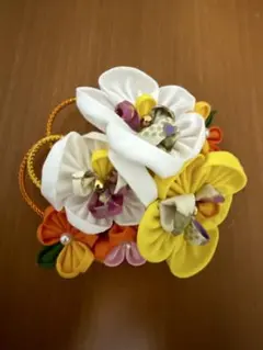 コサージュ　髪飾り　つまみ細工　ハンドメイド　72