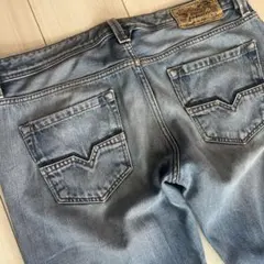 【週末値下げ】DIESEL ディーゼル LARKEE W33 L30 デニムのサムネイル