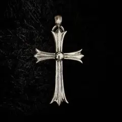 ぺ*ま様 クロムハーツ ラージCHクロス with ベイル カスタム事例詳細 | クロムハーツ（chrome hearts）に