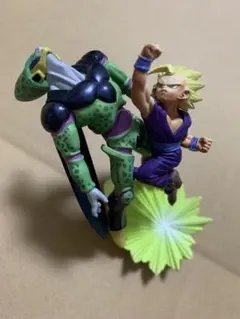 ドラゴンボール　悟飯　セル　フィギュア