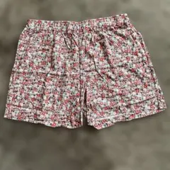UNIQLO 花柄ショートパンツ Mサイズのサムネイル
