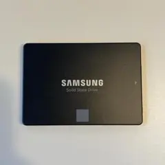 Samsung 860 EVO 500GB SSD 本体のサムネイル
