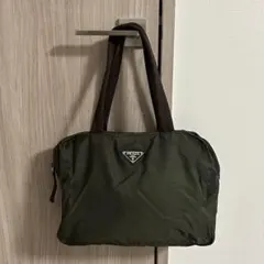 最終値下　PRADA トートバッグ　ナイロン　三角ロゴプレート　カーキ　緑　茶色のサムネイル