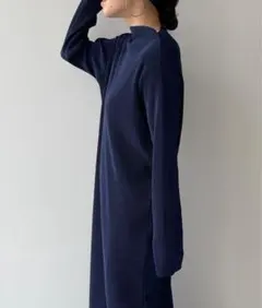 wee9s デイリースーパーストレッチクルーネックプリーツワンピース　ネイビー