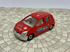 トミカ トヨタ ヴィッツ プラレールキャンペーン用 - メルカリ