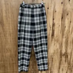 【 3038番】munsingwear GOLFパンツ　レディM 秋冬のサムネイル
