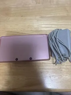 Nintendo 3DS ピンク 本体 ACアダプター付き