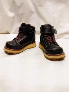 オシュコシュ　ブーツ　子供のサムネイル