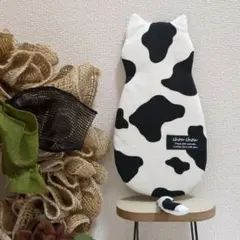 ハンドメイド　猫型ペンケース（牛柄）