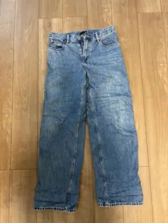 ワイドストレートパンツ　ジーパン　ユニクロ