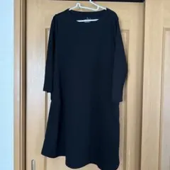 ブラック 八分袖ワンピース Mサイズ