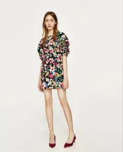 ZARA ザラ ポワン袖 花柄ワンピース タイトワンピース M