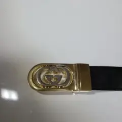 GUCCI 黒レザー ベルト 金色バックル
