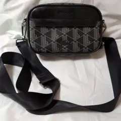 LACOSTE ショルダーバッグ 未使用級