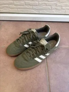 adidas サンバ OG オリーブ