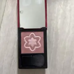 コスメデコルテ　チークのサムネイル