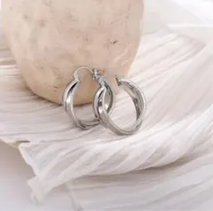 s21 大ぶり クロスフープピアス レディース 金属アレルギー対応 重ね付け風