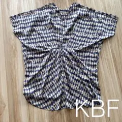 【美品】KBF⭐︎Ｖネックコクーンワンピースのサムネイル