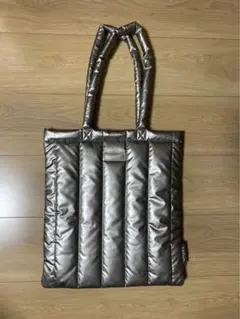 Item thumbnail for item 22320383-0659-457d-9db0-ef01dcf1f197