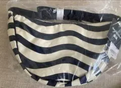 ユニクロ　マリメッコ　ラウンドミニショルダーバッグ　ショルダーバッグ　新品未使用