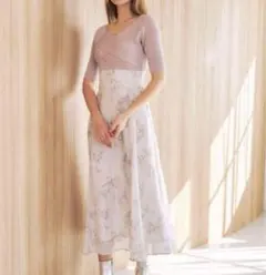 マーキュリーデュオ バックレースアップニットドッキングワンピース　花柄　サイズＭ