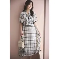 【新品】トッコクローゼット ボウタイリボン付きフレアスリーブチェックワンピース白