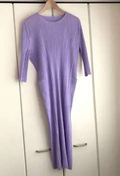 21aw PLEATS PLEASEプリーツ加工 長袖ワンピース - メルカリ