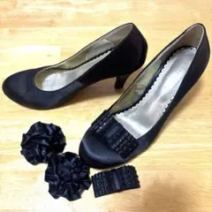 ブラックサテンヒール　24.5cm