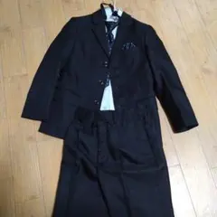 フォーマルスーツ 黒ストライプ 120cm