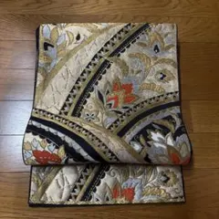 華やかな花柄刺繍の袋帯