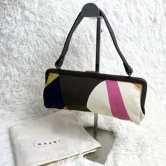美品　レア　MARNI マルニ　がま口　ワンショルダーバッグ　総柄　レザーのサムネイル