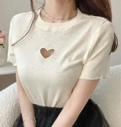 FRIFUL 女性用 スリムフィット リブTシャツ、ハート中空デザイン