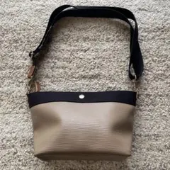 Item thumbnail for item 62151fe7-d291-4874-9d7f-5f4feede4dbc