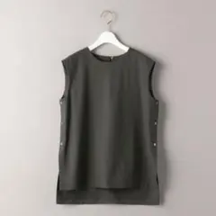 【BEAUTY&YOUTH】ツイル サイドボタン ノースリーブブラウス ブラックのサムネイル